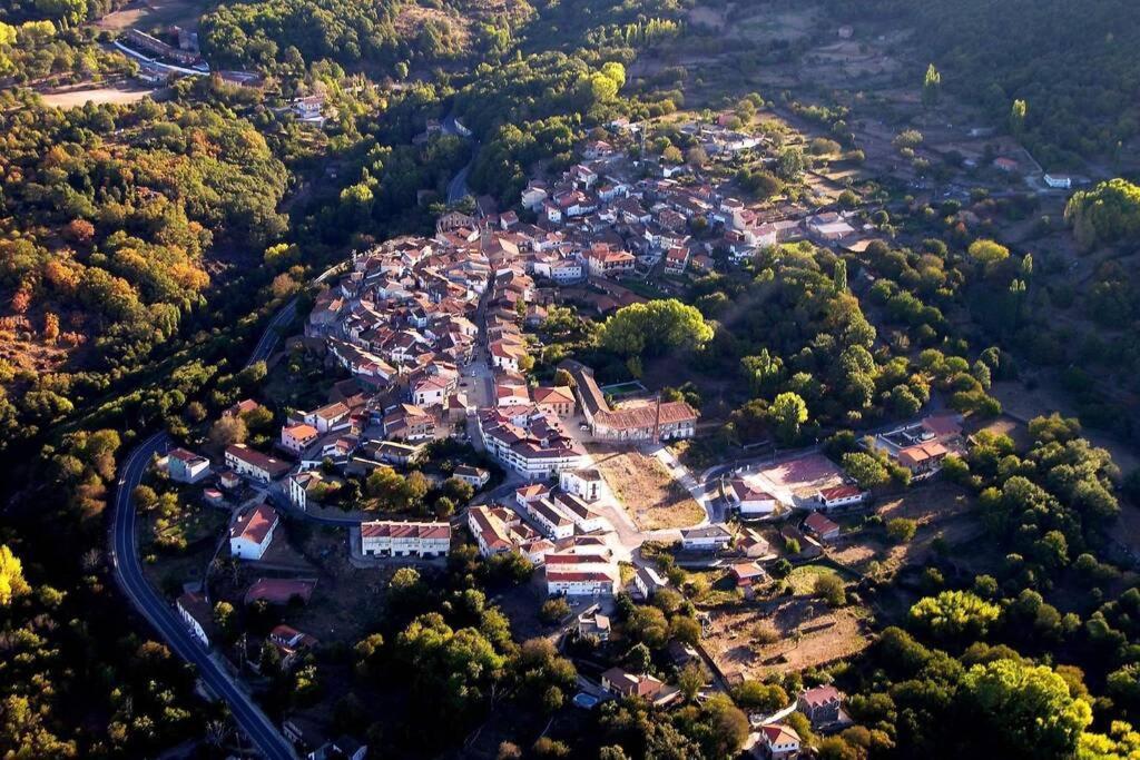 Appartamento El Bosque De Los Romanos Puerto de Béjar Esterno foto
