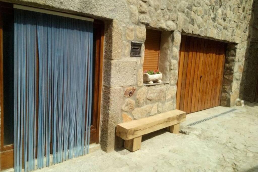 Appartamento El Bosque De Los Romanos Puerto de Béjar Esterno foto