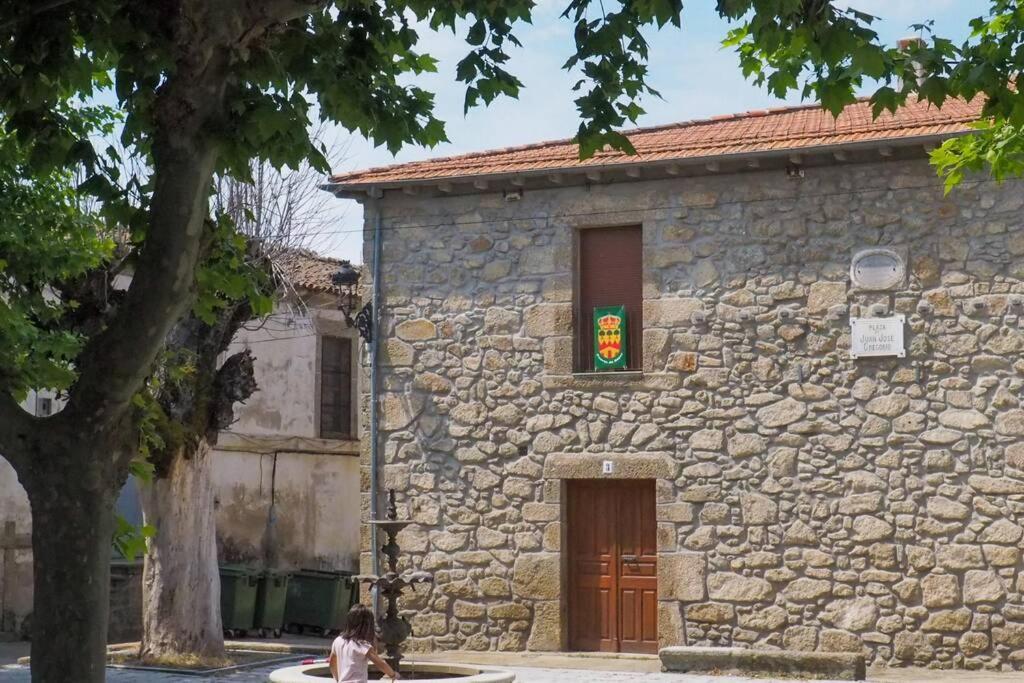 Appartamento El Bosque De Los Romanos Puerto de Béjar Esterno foto